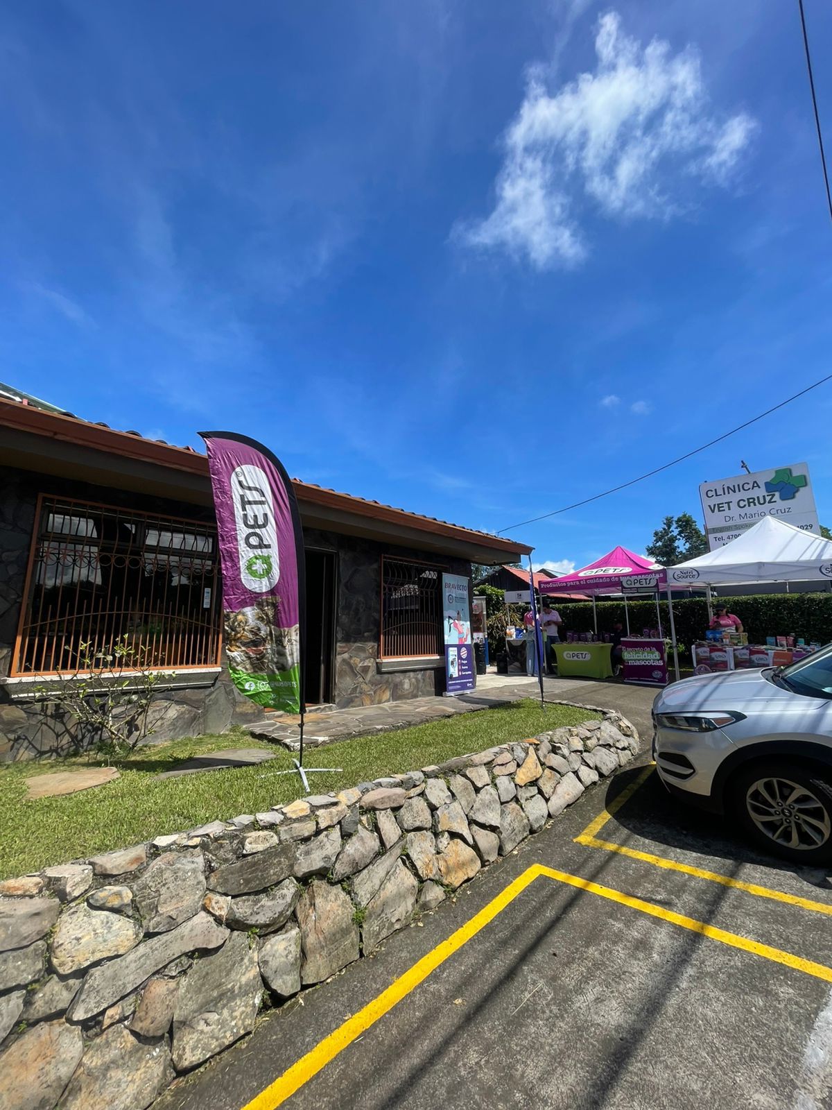 Veterinaria Cruz - Fachada